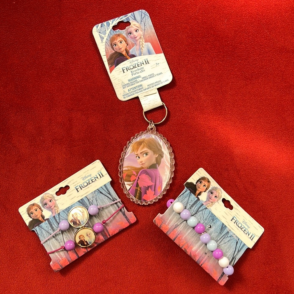 Frozen Bracelets and Key Chain Set - Picture 2 of 6
